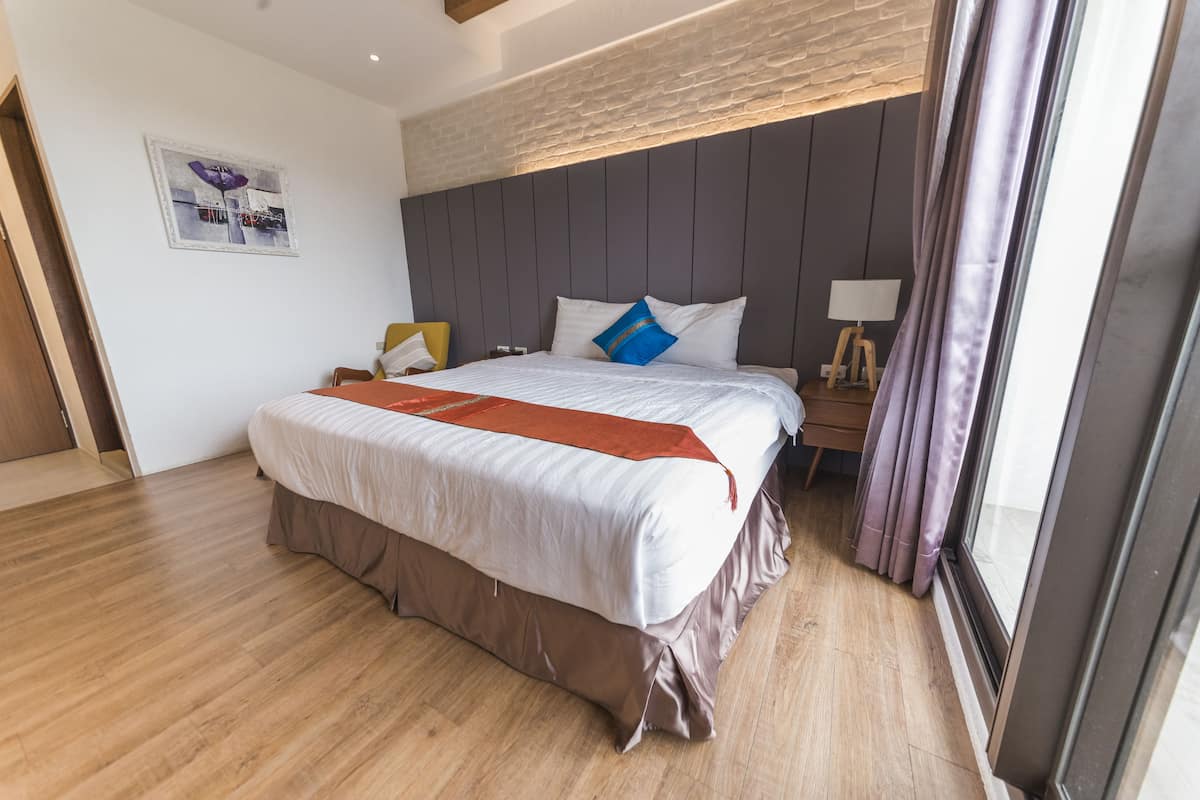 Quarto casal | Escrivaninha, quartos à prova de som, Wi-Fi de cortesia, roupa de cama