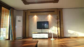 60-Zoll-Flachbildfernseher mit Kabelempfang, Fernseher
