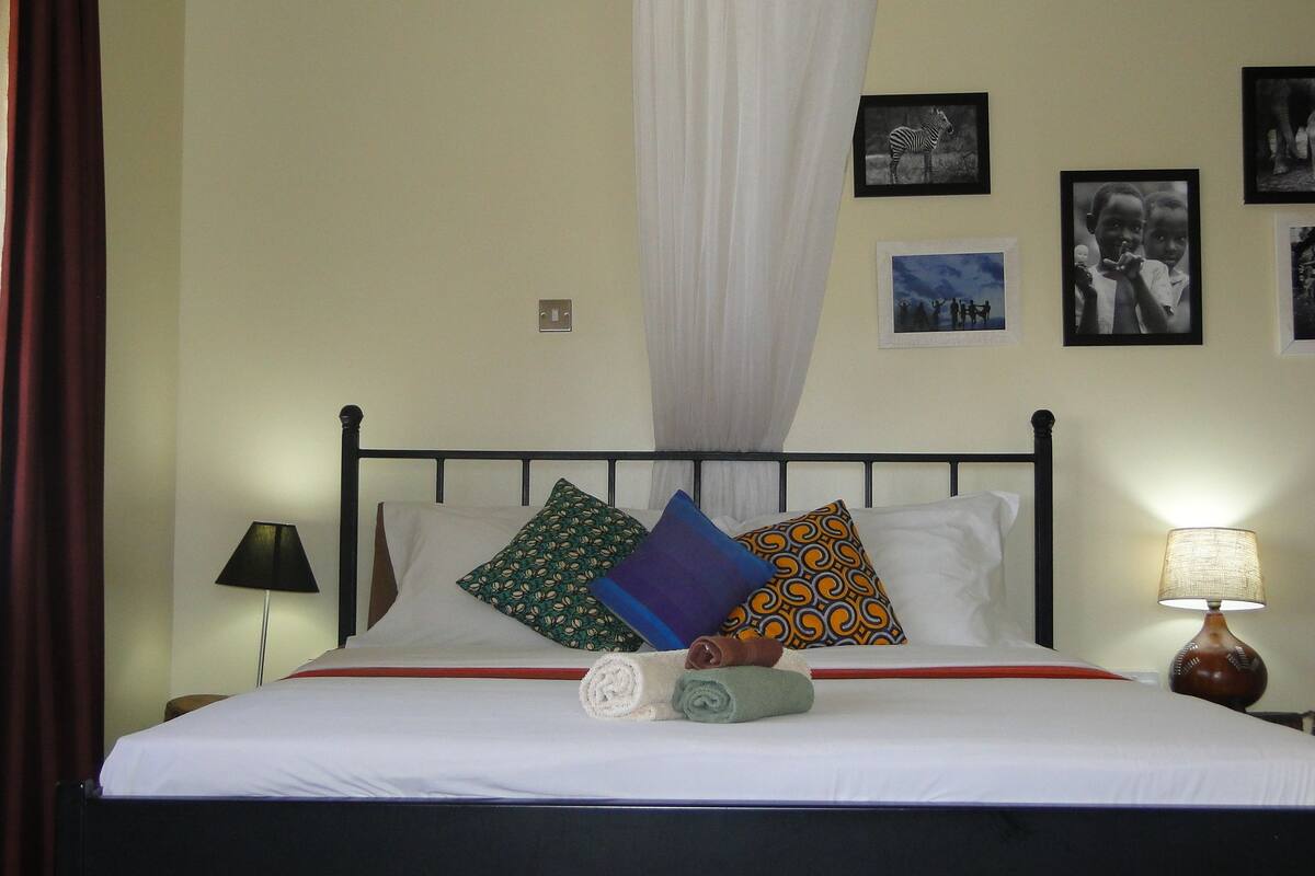 Double Room, Lake View (Room1) | Premium bedding, desk, laptop workspace, blackout drapes