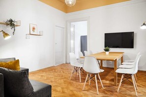 Dining room - Huge apartments Smolensk street (Kraków)