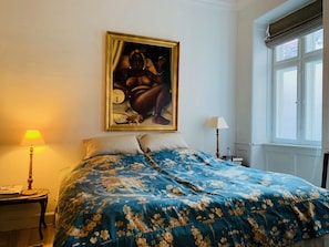 Apartamento superior | 2 quartos, ferros/tábuas de passar roupa, Wi-Fi de cortesia