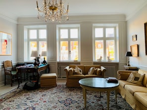 Superior Apartment | Living area | Flat-screen TV - Best Stay Copenhagen - Nyhavn 8 (Copenhagen)