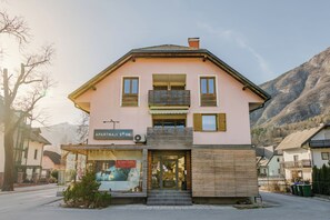 Exterior - Apartmaji Skok (Bovec)