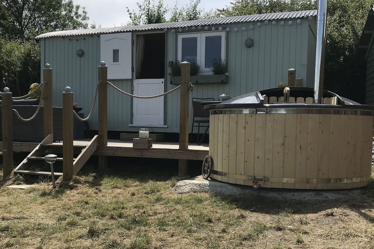 Cabin, Hot Tub (Shepherds Hut) | Terrace/patio