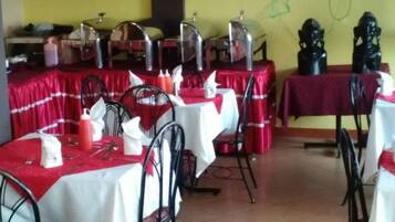 Breakfast, lunch, dinner served; local and international cuisine