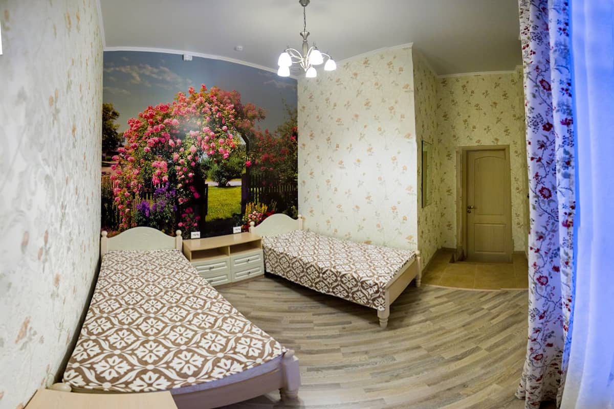 Shared Dormitory, Mixed Dorm (2 beds) | Individually furnished, laptop workspace, soundproofing, bed sheets