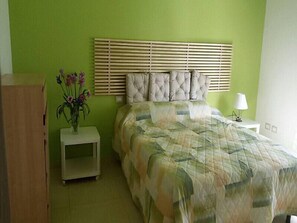 Deluxe-Doppelzimmer (Pistacchio) | Bügeleisen/Bügelbrett, kostenlose Babybetten, kostenloses WLAN
