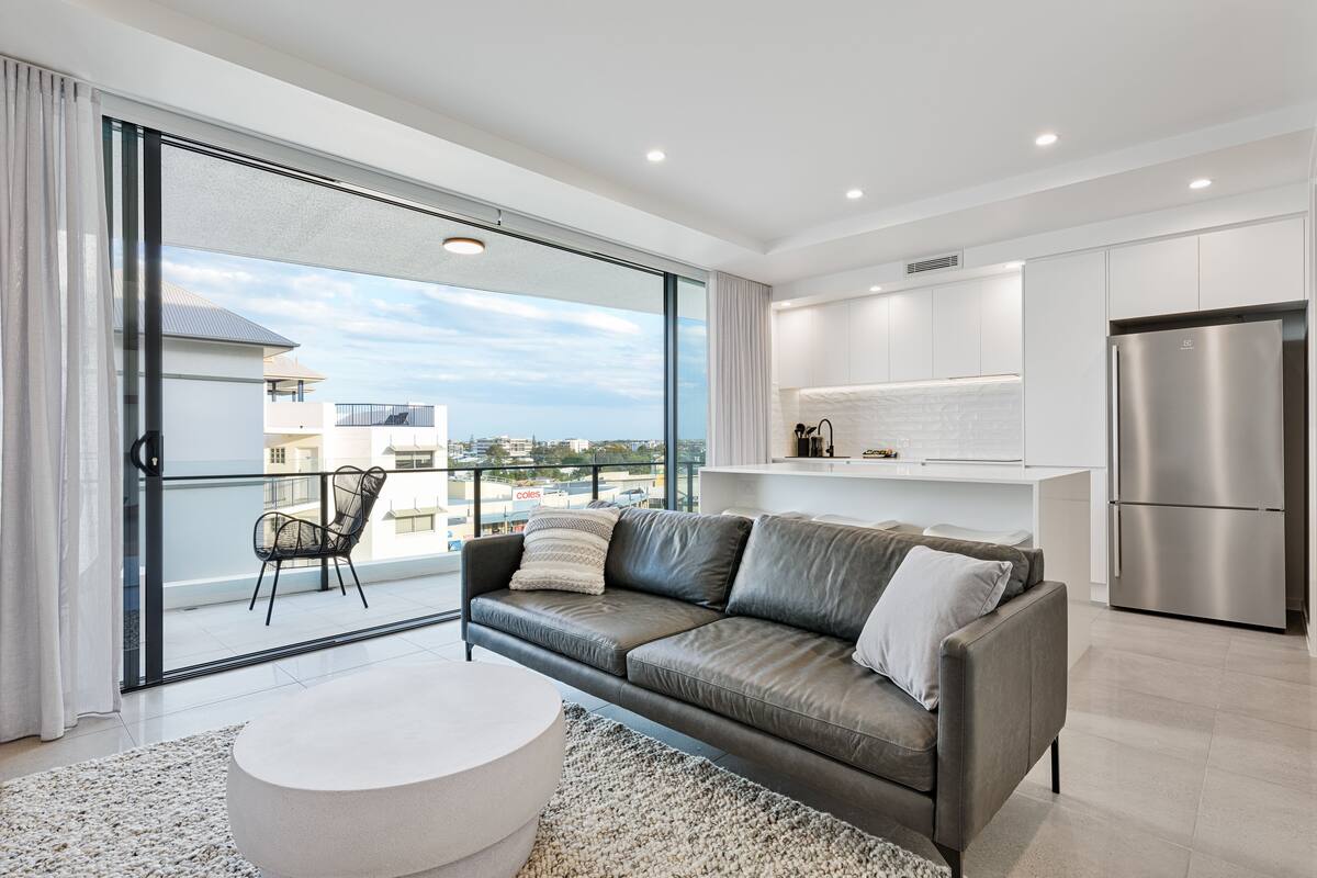 One Bedroom Partial Ocean View Apartment | Living area