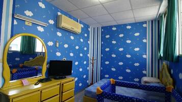 Standard Double Room | Free WiFi, bed sheets