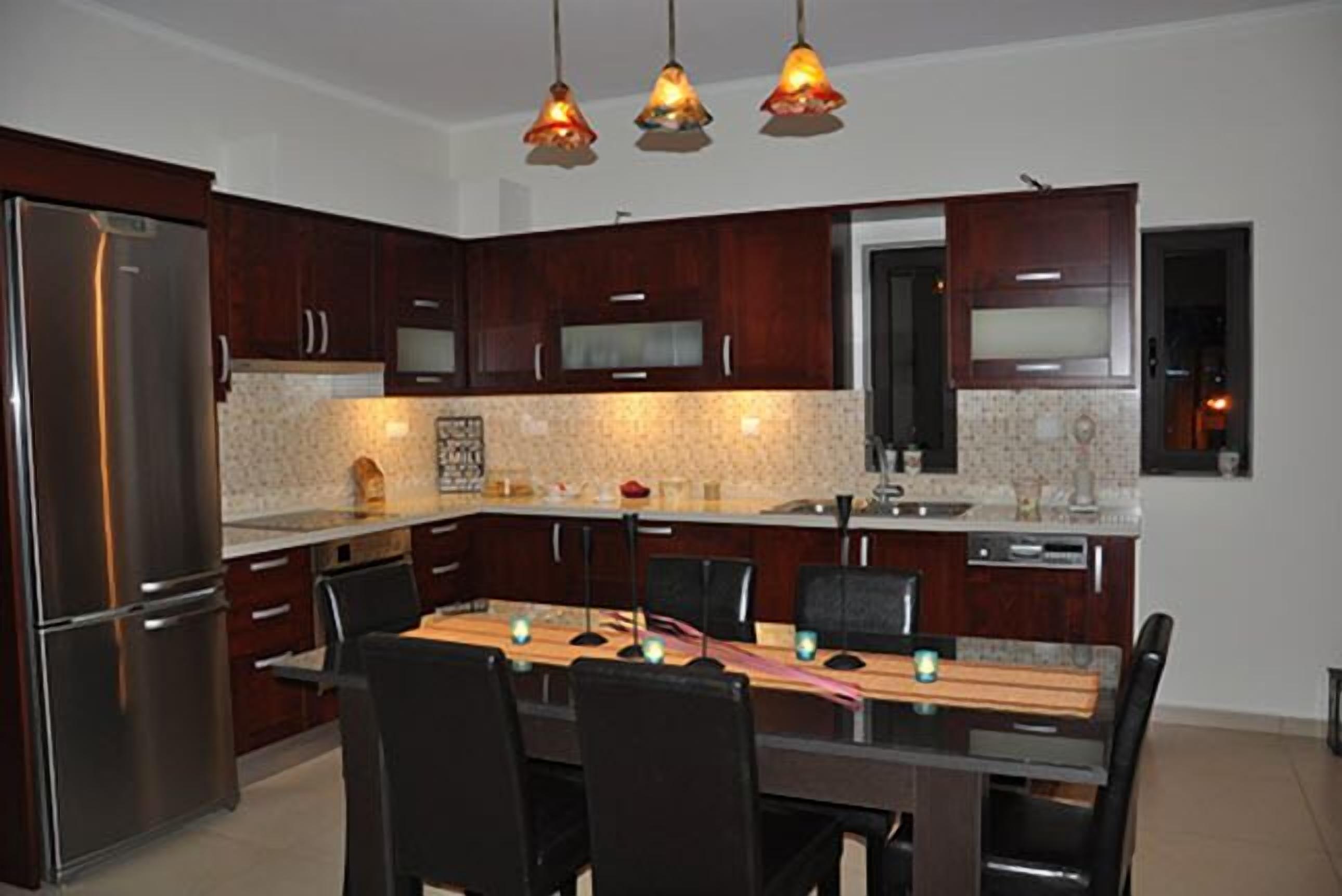 Apartment, 3 Bedrooms, Sea View | Private kitchen