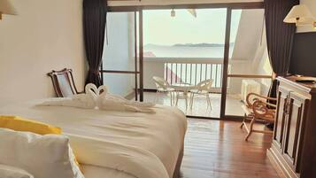 Kolmen hengen huone | Vuodevaatteet