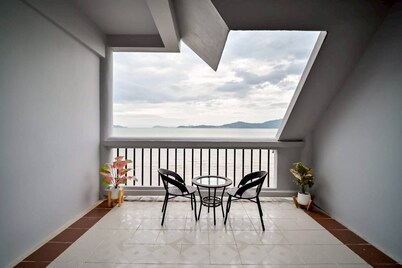 Jansom Beach Resort Ranong