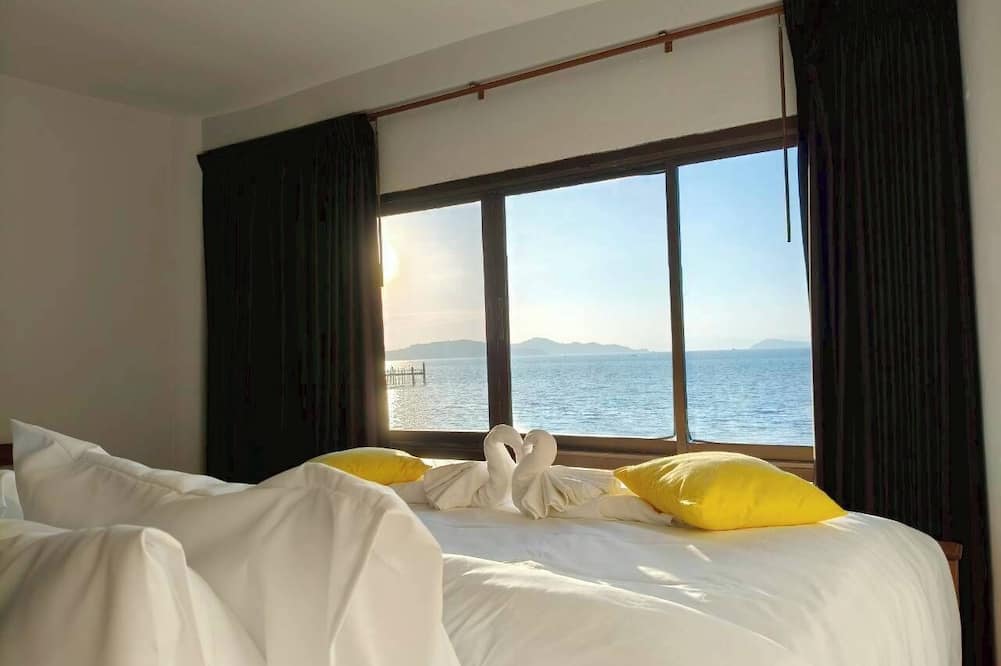 Jansom Beach Resort Ranong