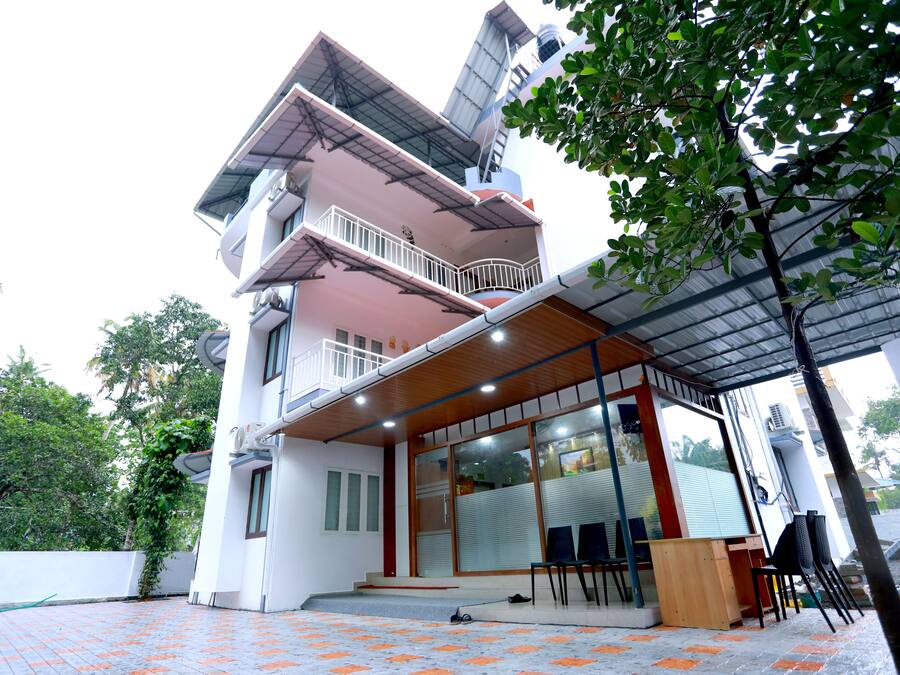 Front of property - evening/night