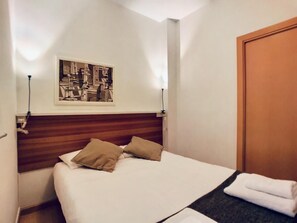 3 dormitorios, Internet, ropa de cama