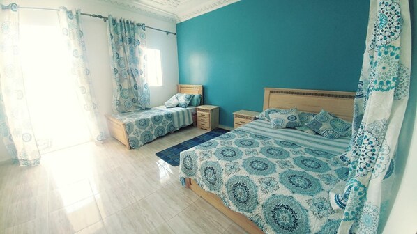 بديكورات فريدة لكل غرفة وطراز فريد لكل وحدة وملاءات أسرّة