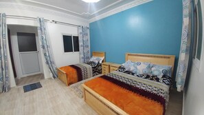 Individually decorated, individually furnished, bed sheets - Diafa (Tangier)