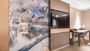 Twin Room, Bathtub | Free WiFi, bed sheets