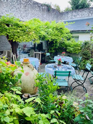 Terrace/patio - Hôtel de la Sologne (Beaugency)