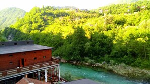 Panoramic Apartment (A2) | Water view - Dzajica Buk Rooms - Hostel (Konjic)