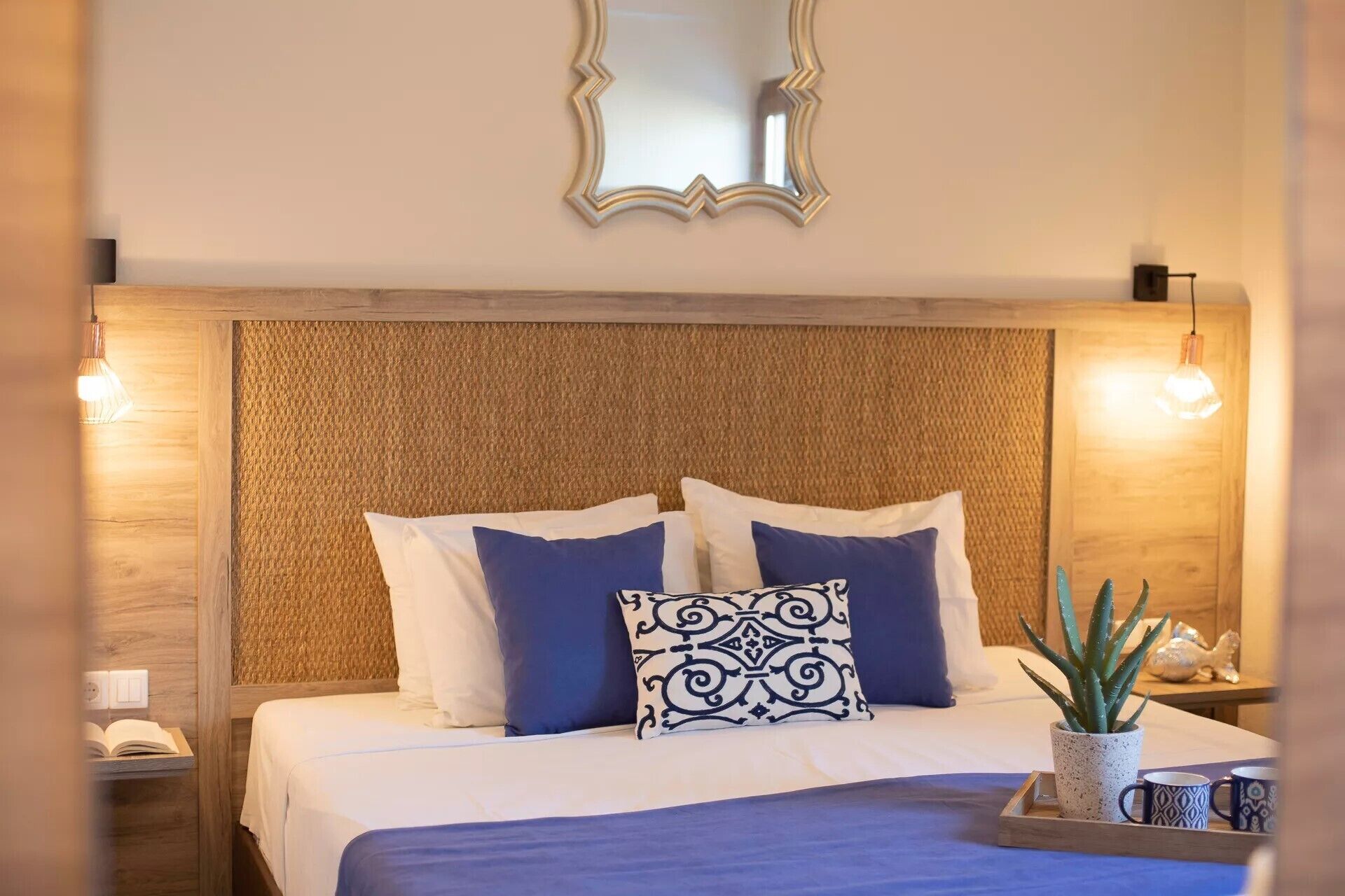 deluxe double or twin room, pool view | 1 bedroom, in-room safe, desk, blackout curtains