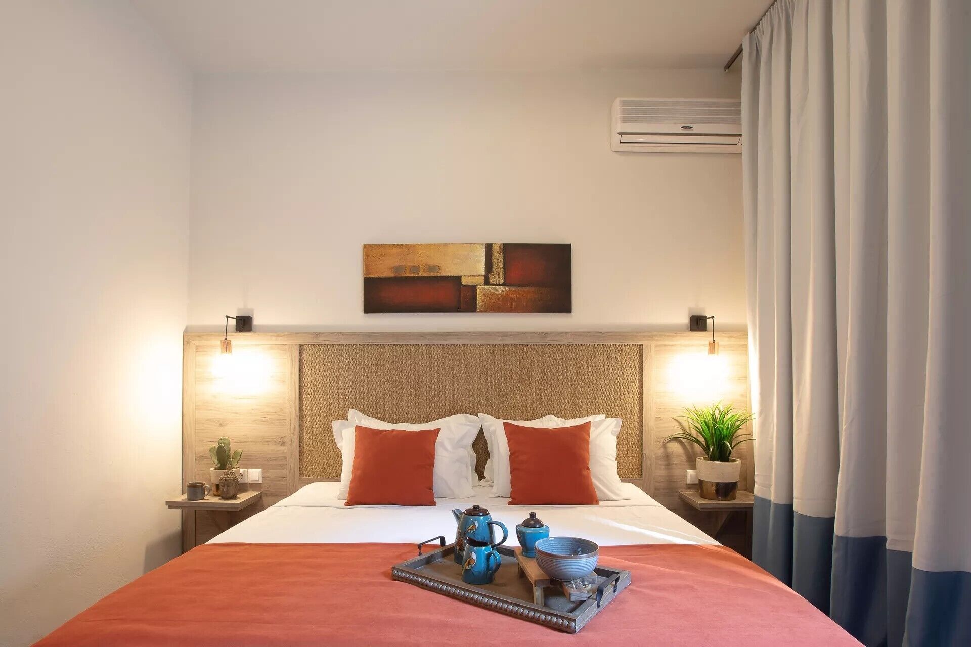 standard double or twin room, mountain view | 1 bedroom, in-room safe, desk, blackout curtains