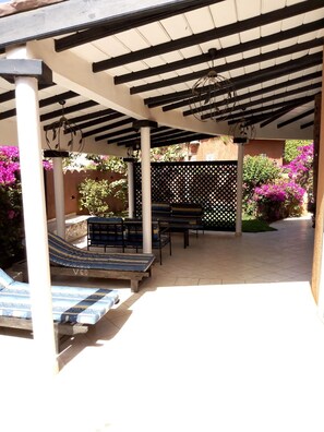 Villa, 1 Doppelbett und Schlafsofa | Balkon