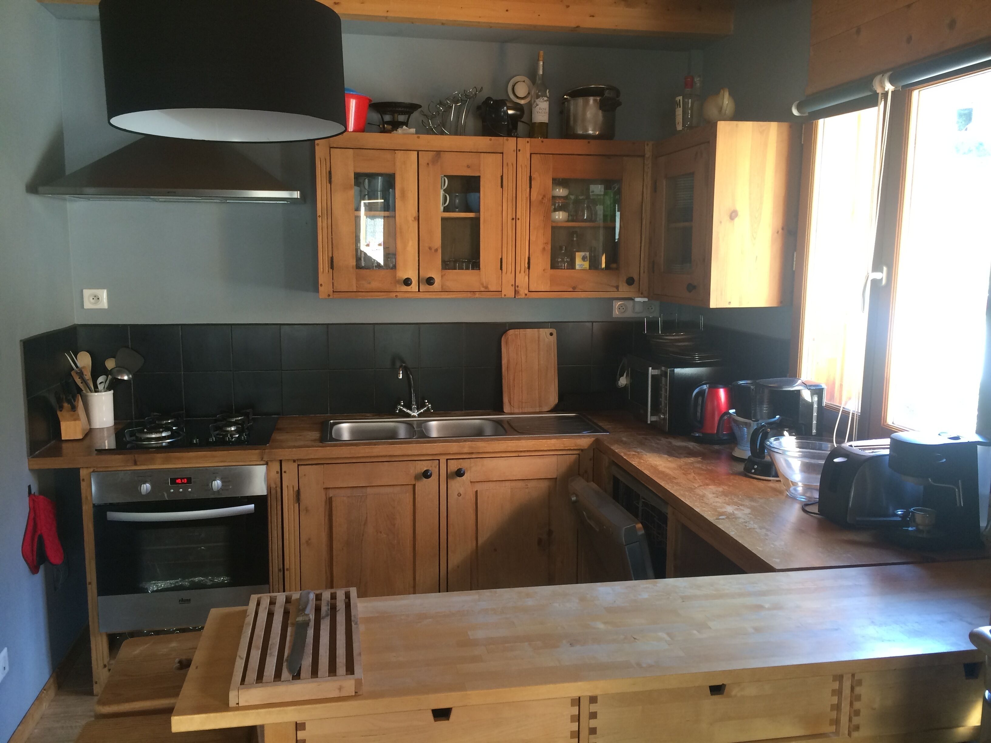 冰箱、微波炉、烤箱、炉灶