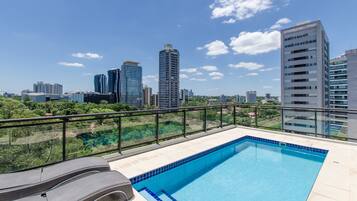Outdoor pool, sun loungers