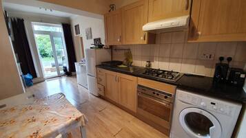 Microwave, electric kettle