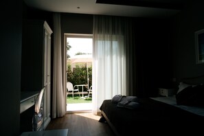 Minibar, trang trí khác biệt, trang bị n ội thất với thiết kế riêng biệt 