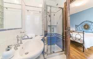 Bathroom - Casale Villa Chiara (Torgiano)