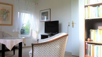 Apartment (Amsel) | Living area | Flat-screen TV