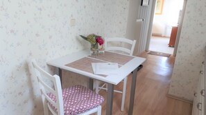 In-room dining - Ferienwohnung Amsel (Lübbenau/Spreewald)