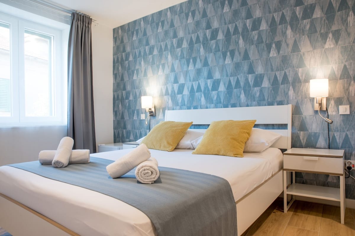 Double Room (1) | Individually decorated, individually furnished, iron/ironing board