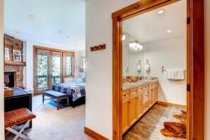 Condo (306-4_The_Timbers) | Exterior - Premier 4 Bedroom Ski in, Ski out Vacation Rental at the Timbers With the Best Access to Skiing in Keystone (Keystone)