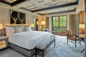 Condo (Beaver_Creek_Ritz-Carlton_2Bedroom) | 2 bedrooms, free WiFi, alarm clocks - Bachelor Gulch Ritz-carlton 2 Bedroom Mountain Residence With Ski in, Ski out Access, Hot Tub, and Full Service Spa (Avon)