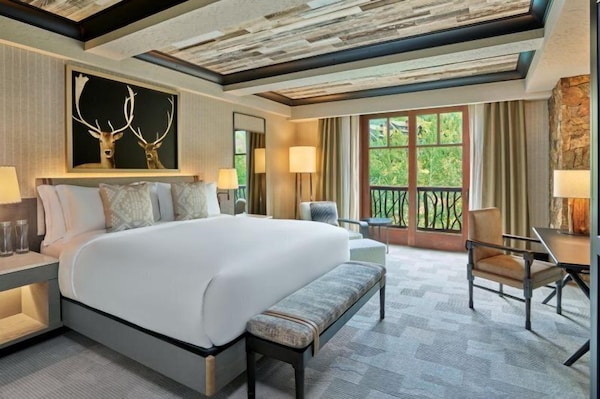 Bachelor Gulch Ritz-carlton 2 Bedroom Mountain Residence With Ski In, Ski Out Access, Hot Tub, And Full Service Spa - Avon