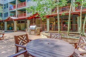 Condo (100-River-Run-Condos-Platinum) | Exterior