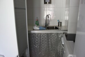 Apartment | Private kitchenette