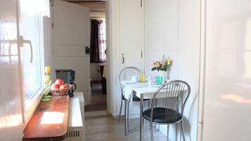 Apartment | In-room dining