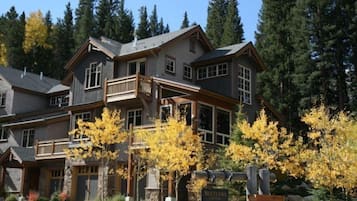 House (650-3_Settlers_Creek) | Exterior