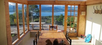 Beara jewel, Simple but complete appartment style property with stunning view.