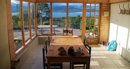 Beara jewel, Simple but complete appartment style property with stunning view.