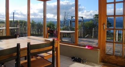 Beara jewel, Simple but complete appartment style property with stunning view.