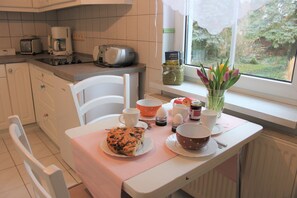 Apartment | In-room dining - Ferienwohnung Nachtigall (Lübbenau/Spreewald)