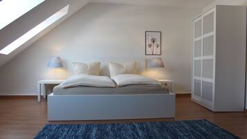 Apartment, 2 Bedrooms | 2 bedrooms, free WiFi