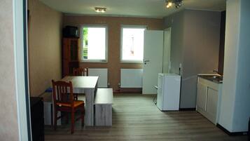 Single Studio | Wohnbereich | Flachbildfernseher