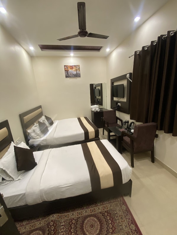 Deluxe Triple Room | Free WiFi