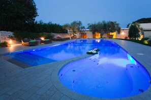 Piscine extérieure, piscine chauffée